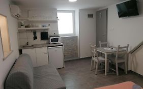 Apartment Dorina